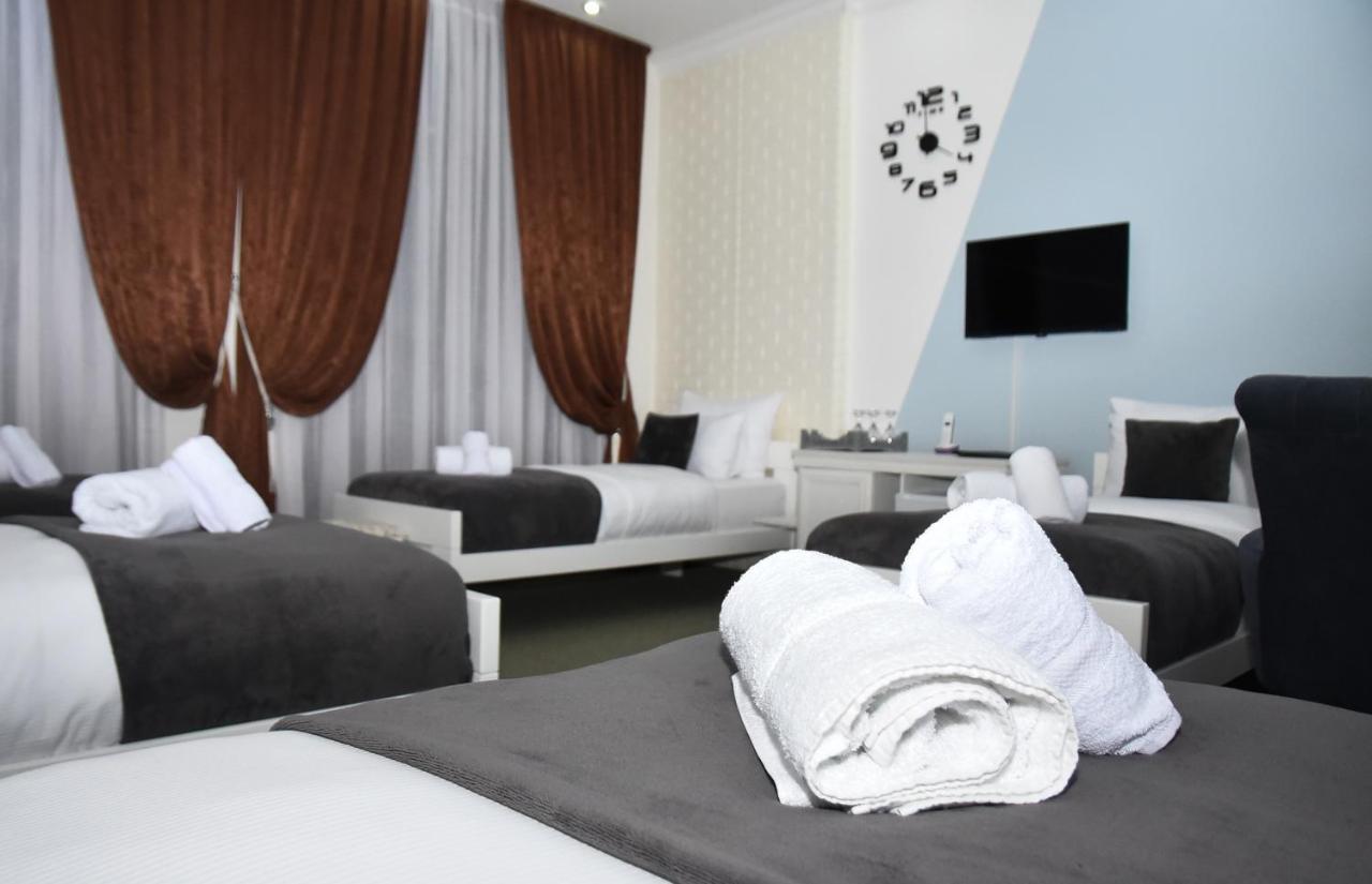 Hotel Palace เวลิคา คลาดูชา ภายนอก รูปภาพ